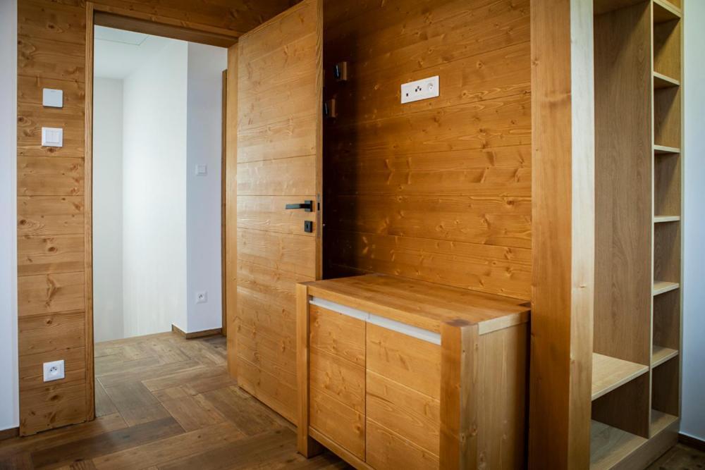 Apartmany Pod Slavkacom - Vysoke Tatry Velky Slavkov Luaran gambar